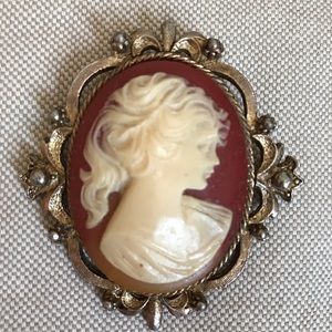 Cameo Antique Brooch